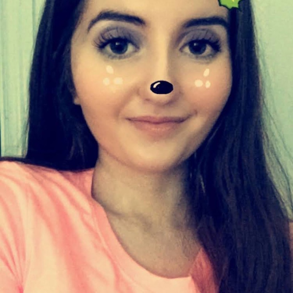 Meet your Posher, Nada